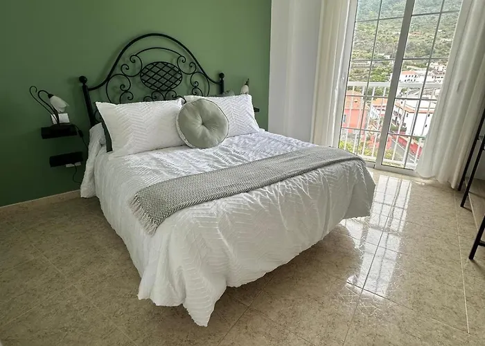 Violeta Del Teide Icod De Los Vinos